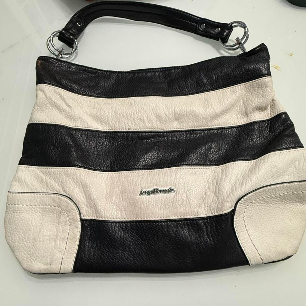 Black and white Angel‎ Barcelona bag